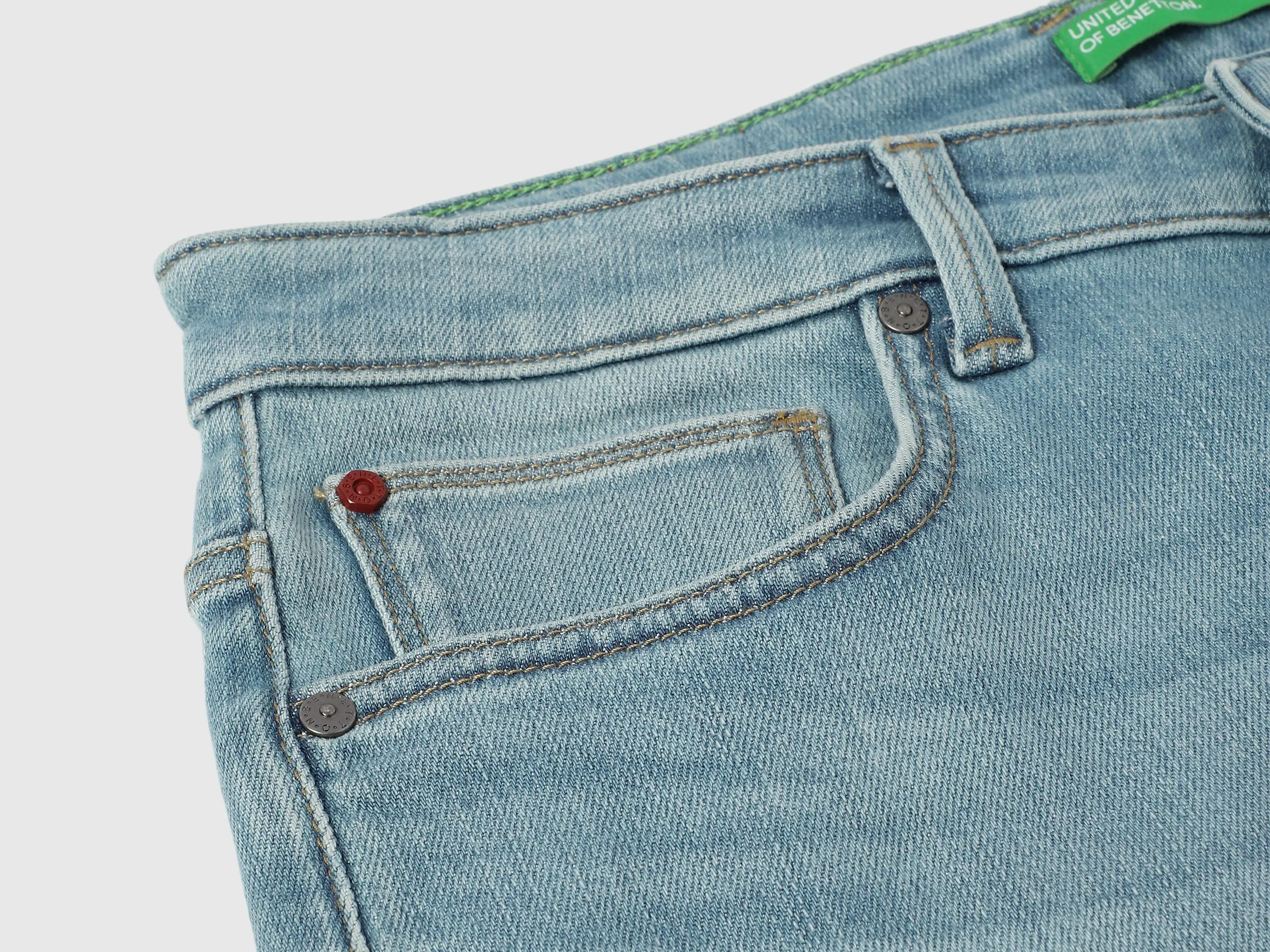 Solid Skinny Fit Jeans