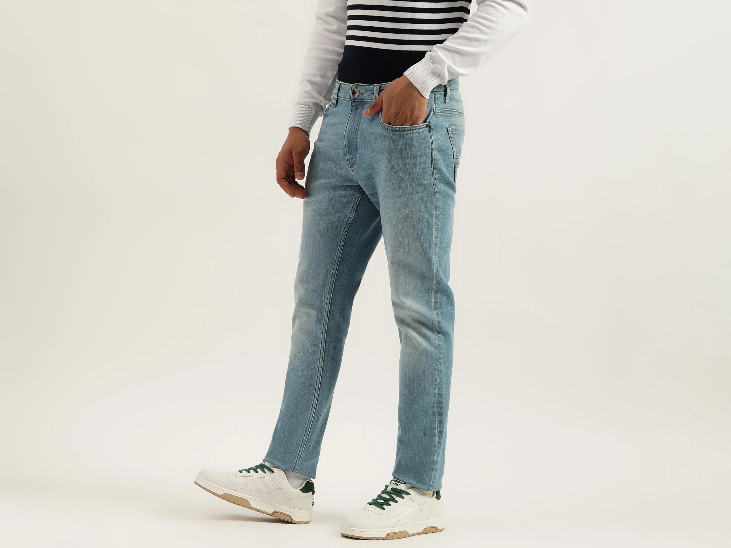 Solid Skinny Fit Jeans