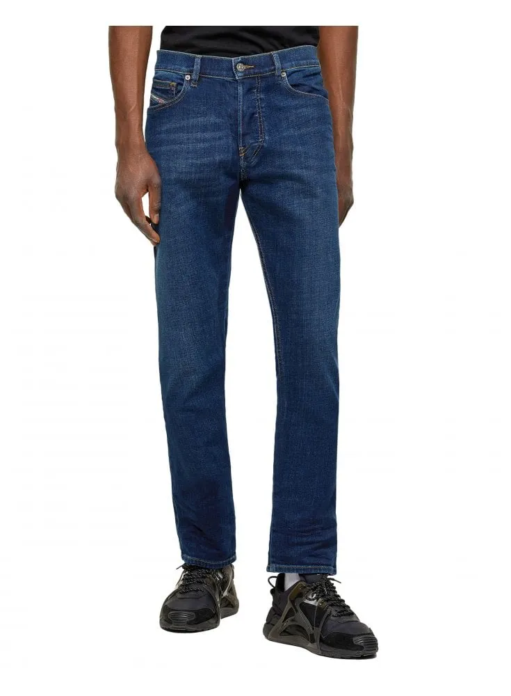 Straight Leg Stretch Denim Jeans for Everyday Comfort – Nathan