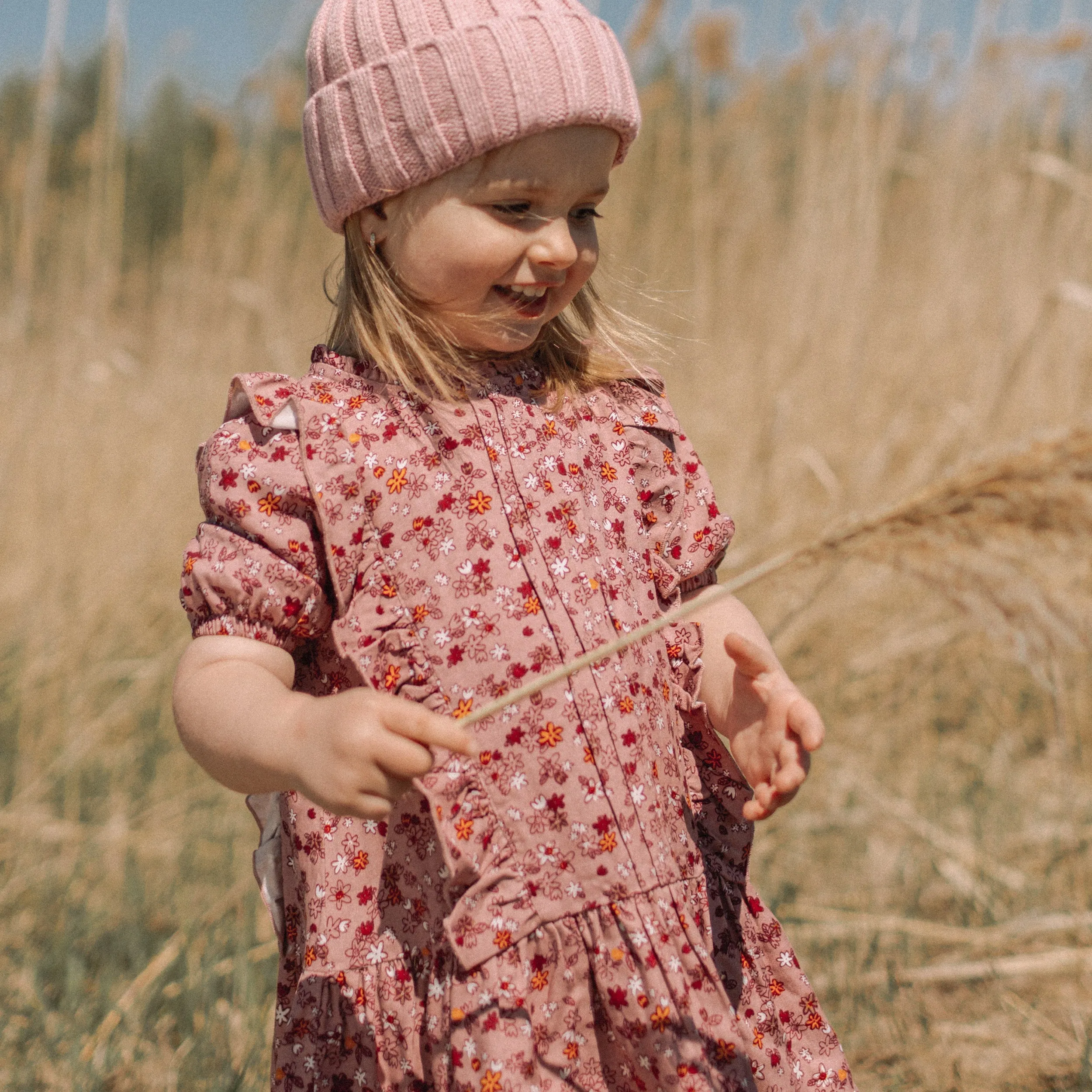 Tuque de maille rose, bébé || Pink knitted toque, baby