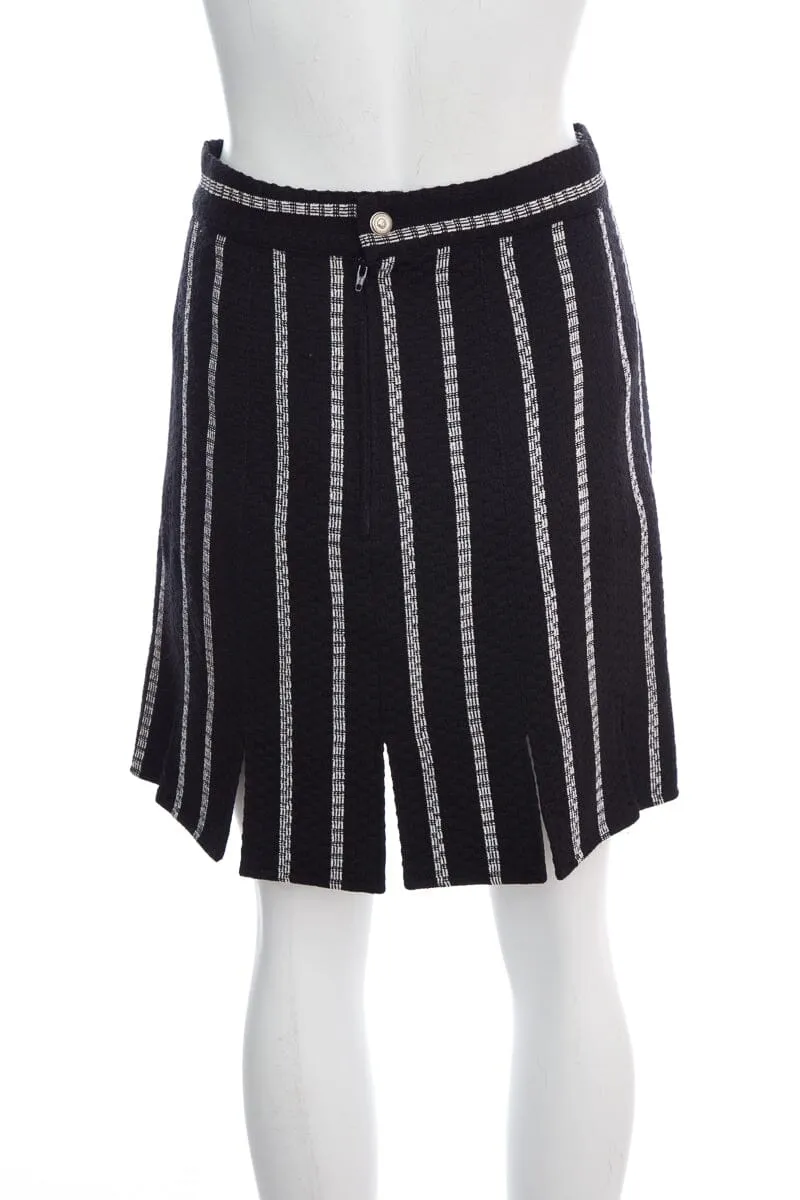 Versace Jeans Black and White Wool Mix Medusa Mini Skirt SZ 44