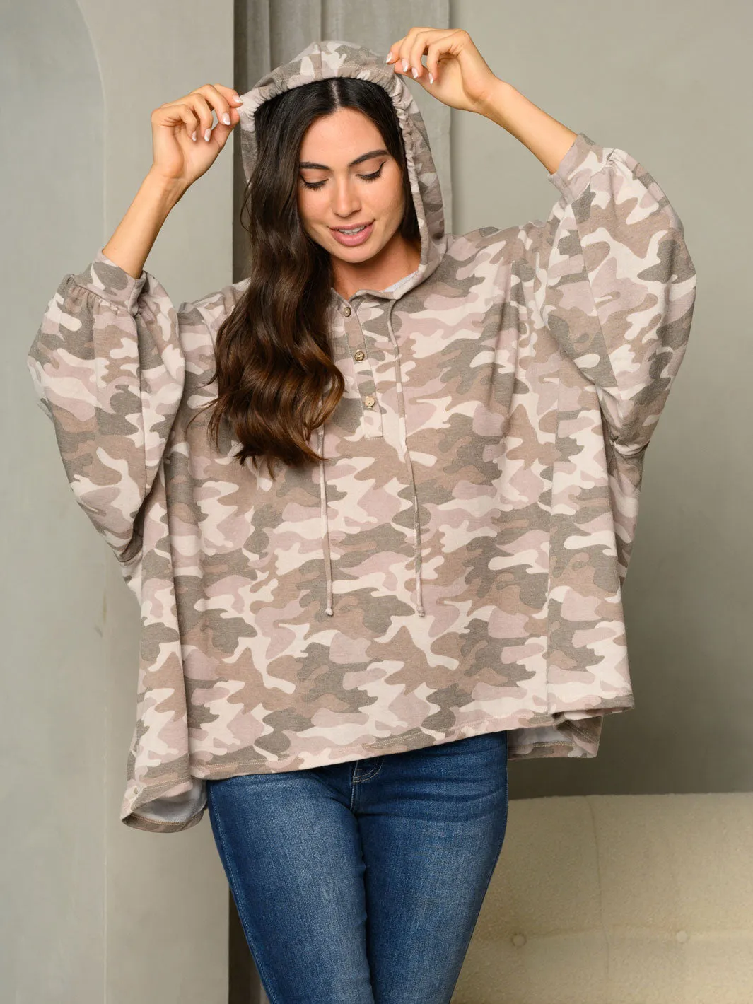 WOMEN'S LONG SLEEVE CAMO PRINT TUNIC HOODIE TOP