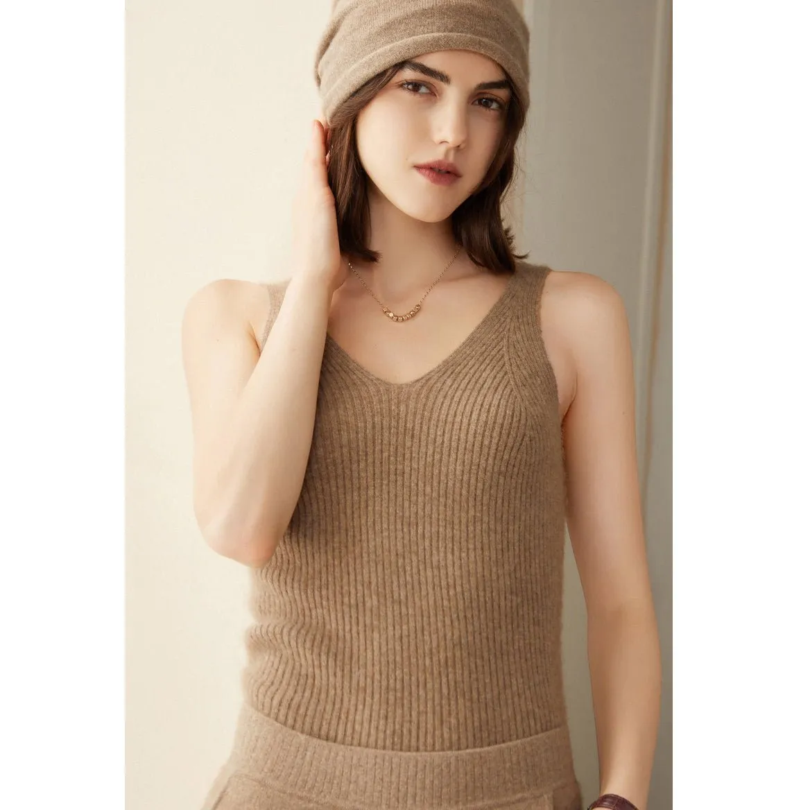 Womens Ribbed Knit V-Neck Sleeveless Cashmere Vest Cashmere Tank