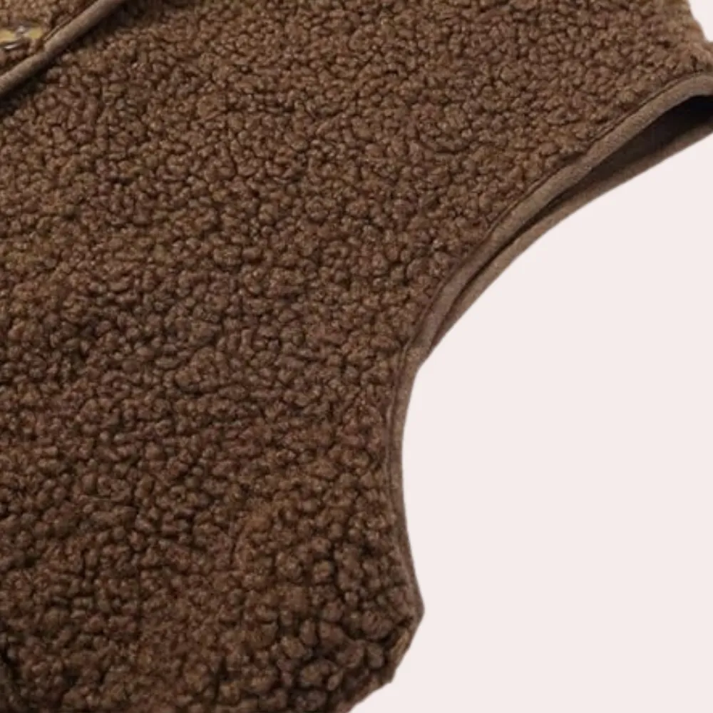 Women's Sherpa Button-Up Vest - Trendy Warm Layering Piece for Casual Wear