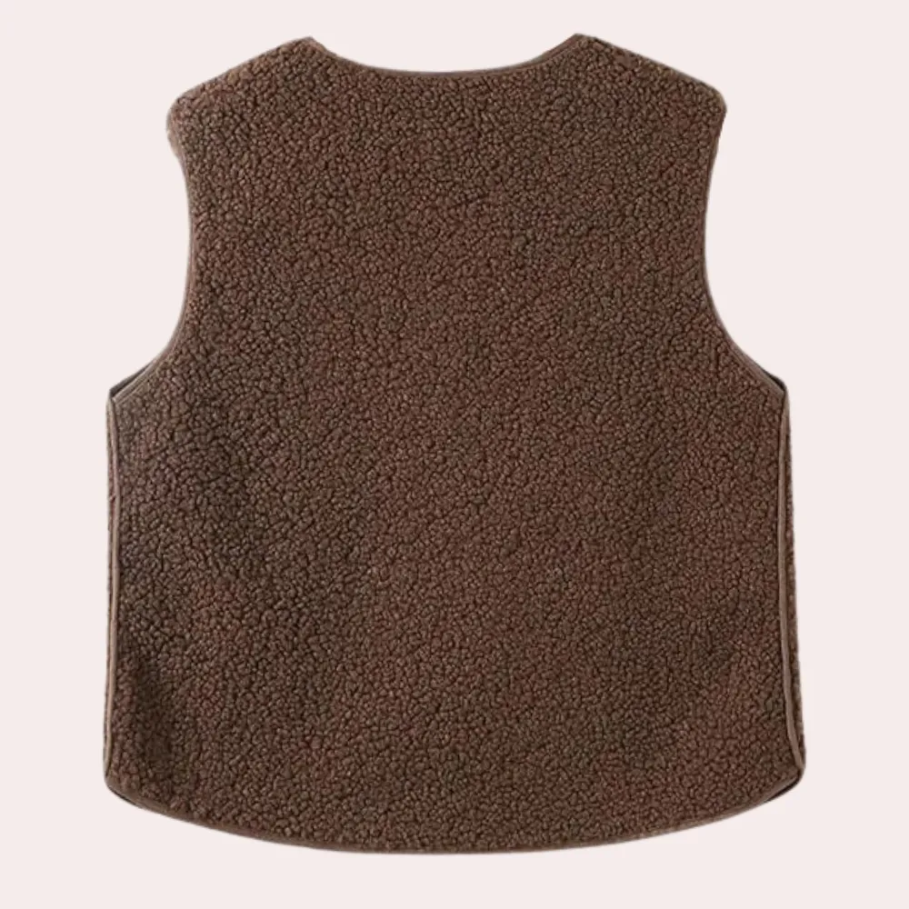 Women's Sherpa Button-Up Vest - Trendy Warm Layering Piece for Casual Wear