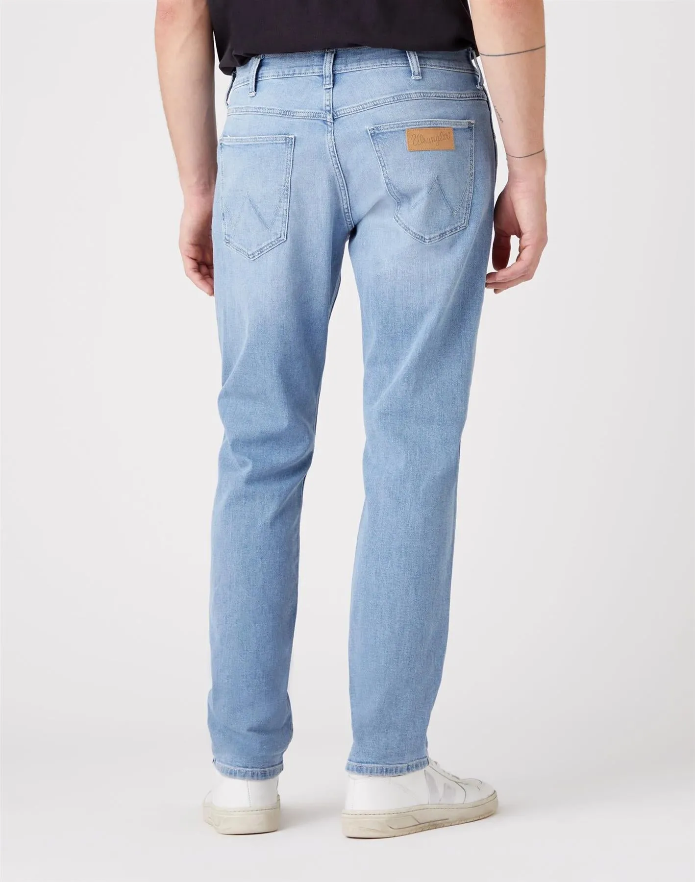 Wrangler Men's Greensboro Medium Stretch Jeans in Highlight Waist 34 - 46